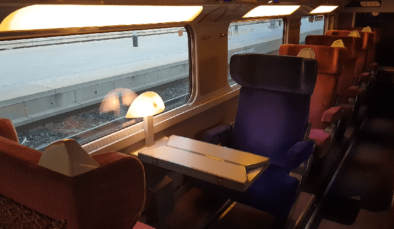 Erste Klasse Plätze im TGV Duplex, der von Marseille nach Frankfurt fährt